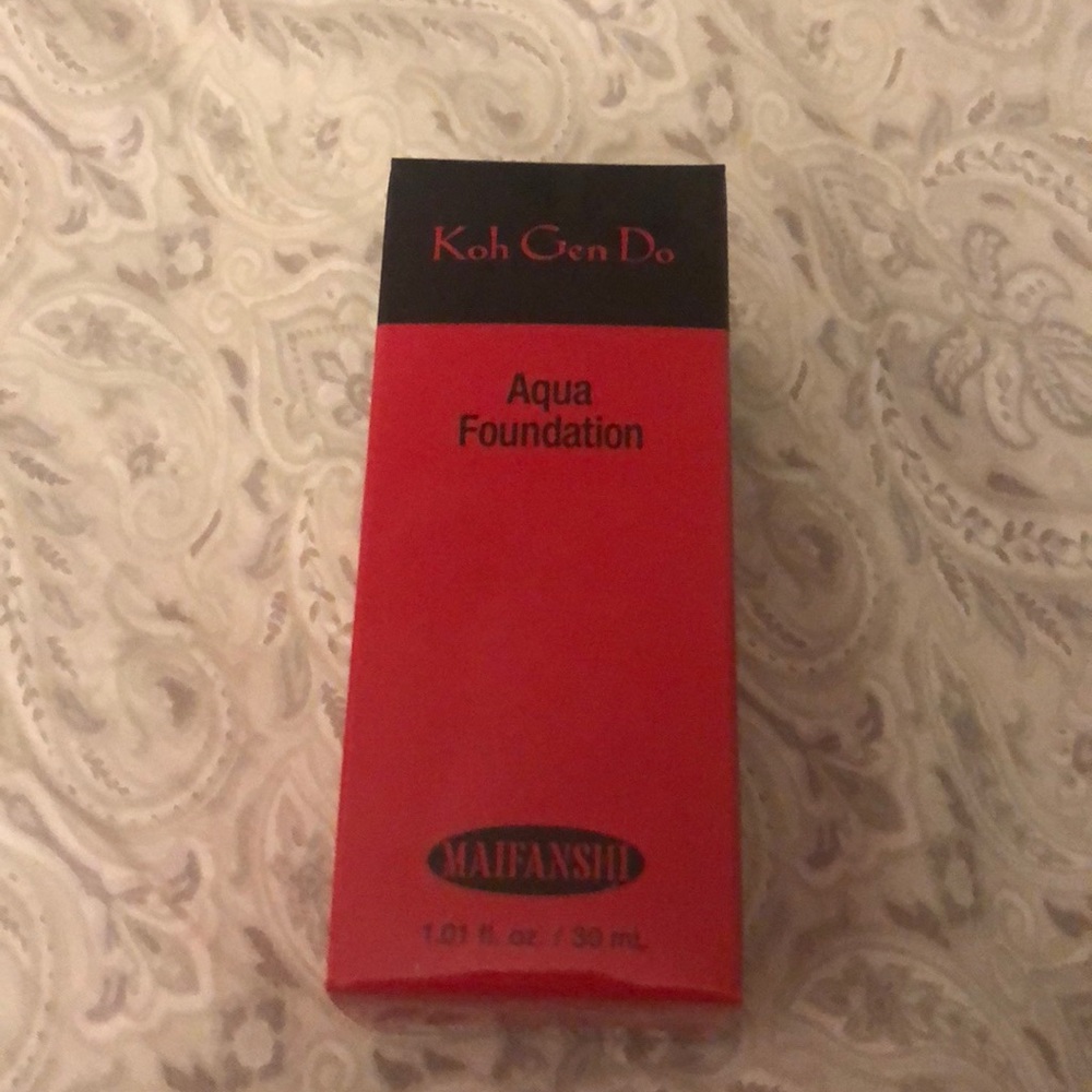 Koh Gen Do Aqua Foundation